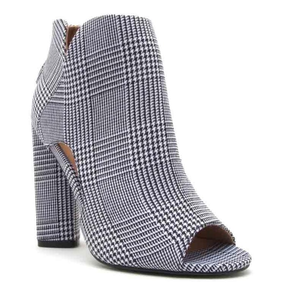 Shoes - Black White Peep Toe Bootie